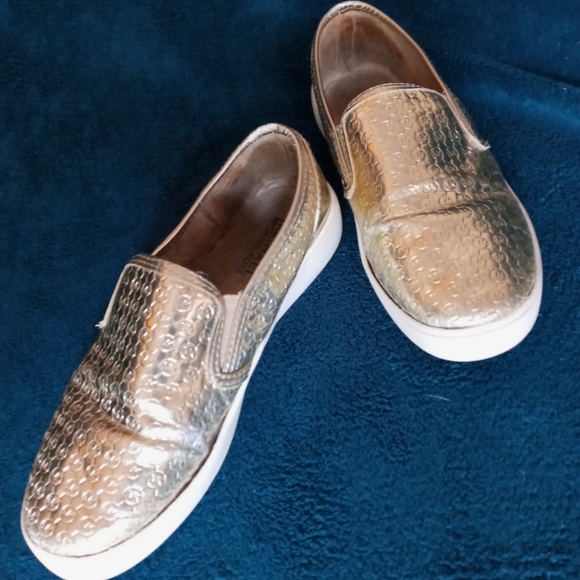 MK Loafers - Picture 3 of 7